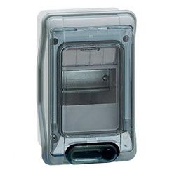 Бокс настенного монтажа серый на 4 мод. (с пр. дверцей, в бок) 200х128х115,6 IP65 Legrand. Вид 1