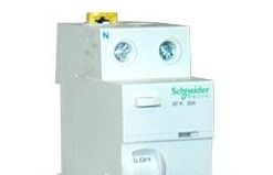 Блок утечки тока 4-полюсный, 40A, 100mA, тип АC (УЗО) EASY 9 Schneider Electric. Вид 1