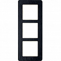 Berker: B10136030