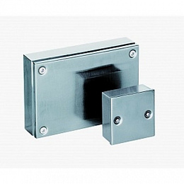 Коробка распределительная из нержавеющей стали, с монтажной панелью, 100х100х60мм, IP66 Провенто. Вид 1