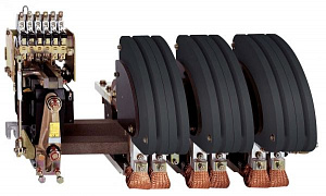 Контактор 3-х полюсный 1500A 220В 50…400Hz AC (3НО+1НЗ) Schneider Electric. Вид 1