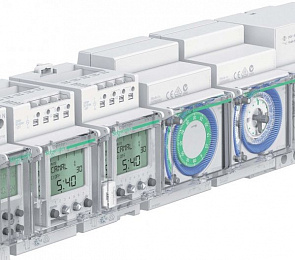 Прогр. реле времени ita, 1 канал Schneider Electric. Вид 1