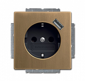 20 EUCBUSB-840-500 Розетка Schuko с USB, 20 EUCBUSB-82-500, 16А, 700 мА, электронная защита от перегрузки и КЗ, безв.клеммы защ. шторки, серия Династ. Вид 1