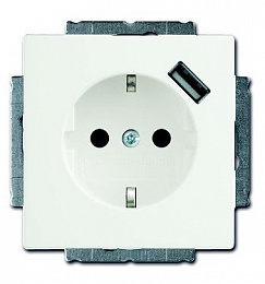 20 EUCBUSB-884-500 Розетка Schuko с USB, 20 EUCBUSB-884-500, Future белый бархат, 16А, 700 мА, эл. защита от перегрузки и КЗ, безвинтовые клеммы, защ. Вид 1