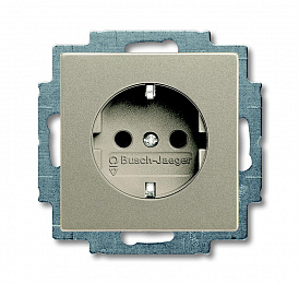 20 EUC-93-507 Розетка 2P+E 16А 250В с заземление, безвинтовой зажим (шампань) Basic 55 ABB. Вид 1