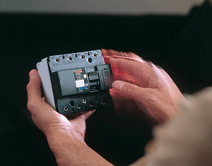 Автоматический выкл. ng125l 4п 80a d Schneider Electric. Вид 1