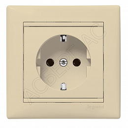 Розетка без З.К. Valena (слоновая кость)  Legrand. Вид 1