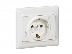 Розетка 2К+З, немецкий станд., 16А, винтовые зажимы (белая) Legrand. Вид 1