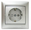 Розетка 2К+З с защитными шторками (алюминий) Valena Legrand. Вид 1.