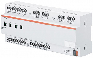 RM/S3.1  Контроллер KNX Room Master ABB. Вид 1